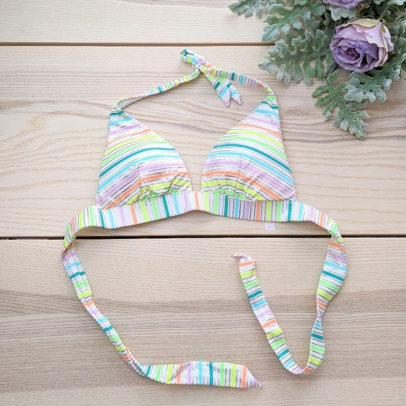 FINAL SALE 🆕🌿VICTORIA'S SECRET BIKINI TOP🌿 - Picture 2 of 7